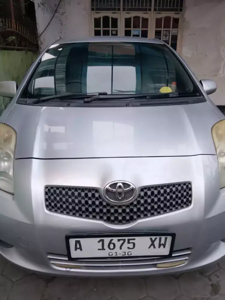 Toyota Yaris E 2007 manual warna Abu Abu