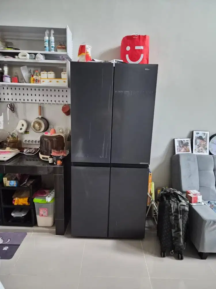 kulkas 4 pintu merk hisense