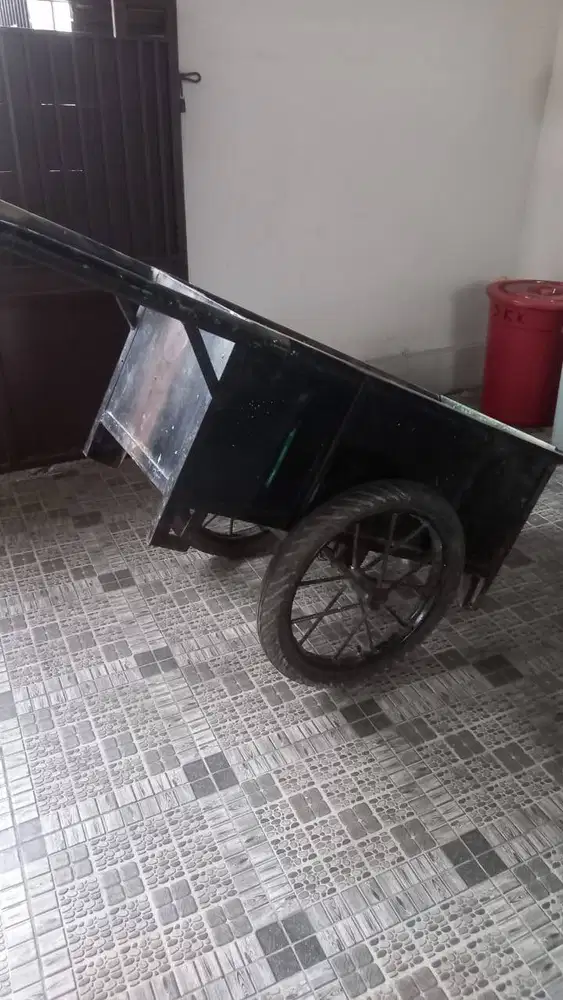 Gerobak sampah besi/Gerobak pasir Multifungsi termurah