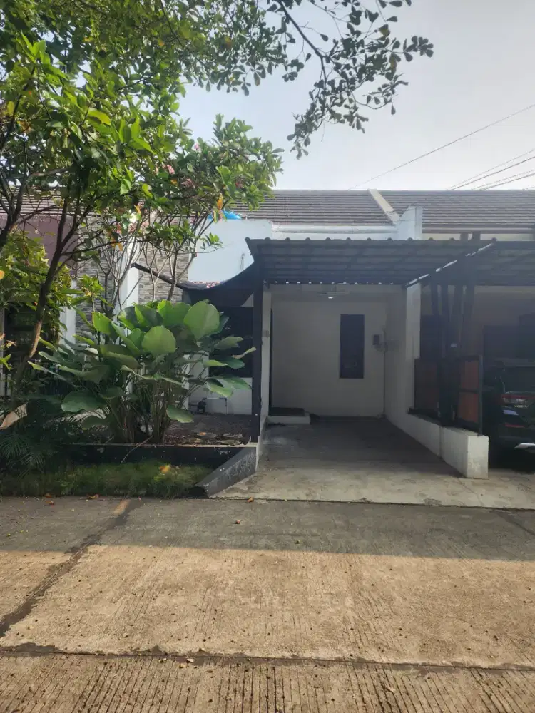 Disewakan Rumah di Grand Sharon