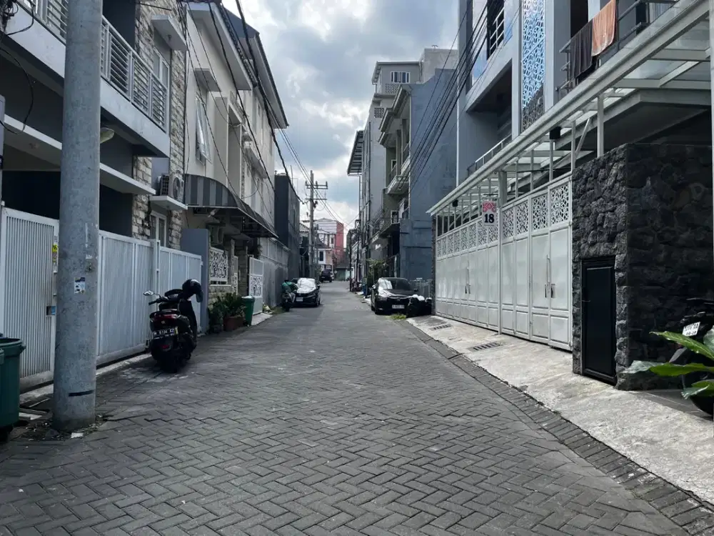 Rumah Sigura gura II Super Strategis Lingkungan Rukos Besar Tarif Tinggi