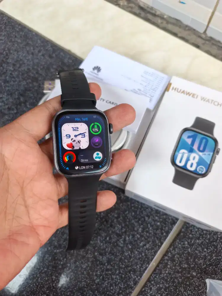 Smartwatch Huawei Watch Fit 4 Fullset Resmi
