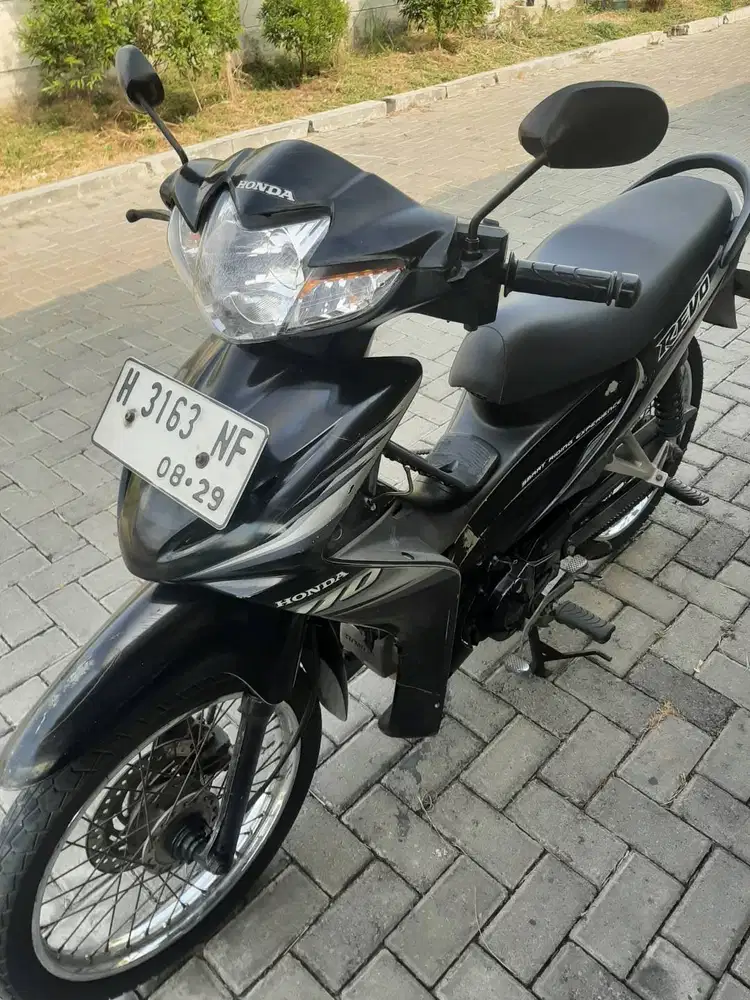 Di Jual Honda Revo 2009