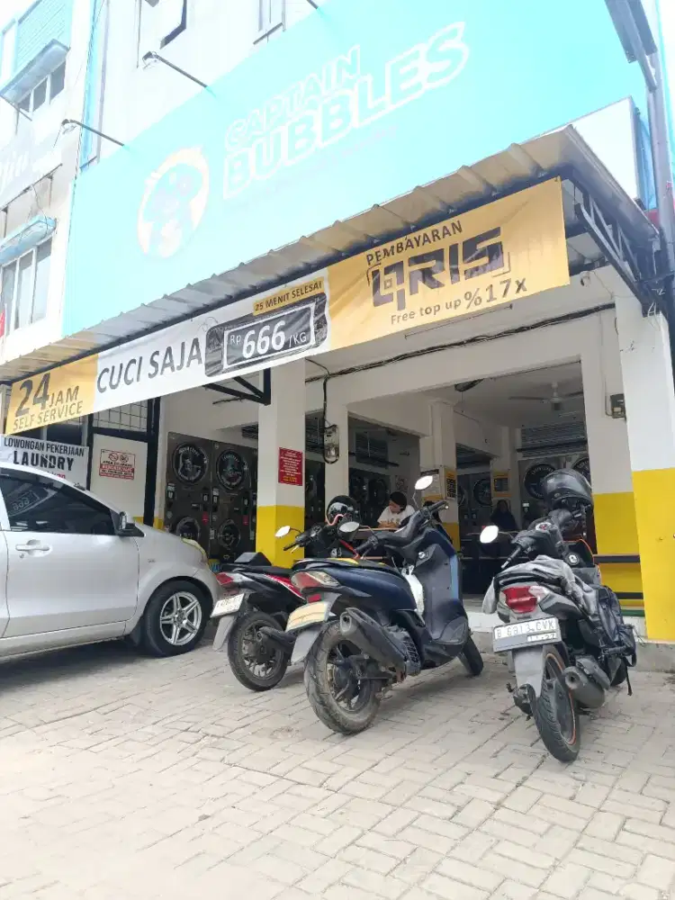 Loker laundry captain buble
