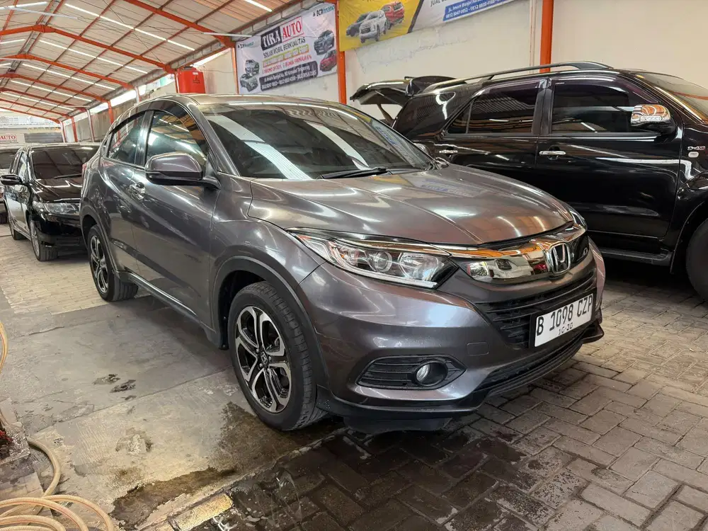 Honda HRV HR-V 1.5 E CVT AT MATIC 2020 Grey Abu-Abu BAGUS KM60rb