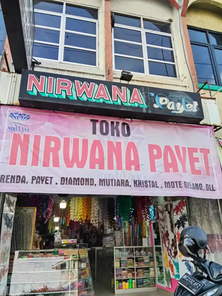 Dibuka lowongan pekerjaan karyawati toko