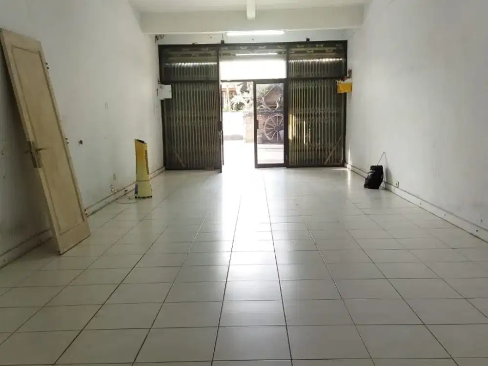 Dijual Cepat Ruko 3 Lantai Traffic Padat Kerobokan Bali