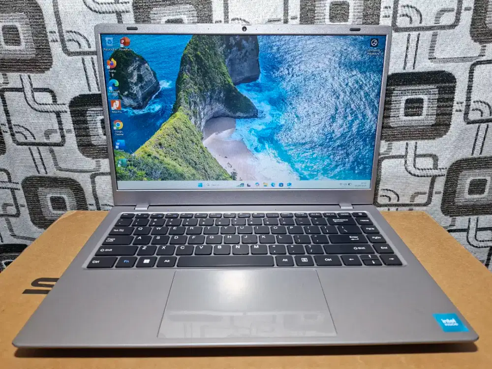 Laptop Advan soulmate 1405 slim bazelless batre awet komplit fullset