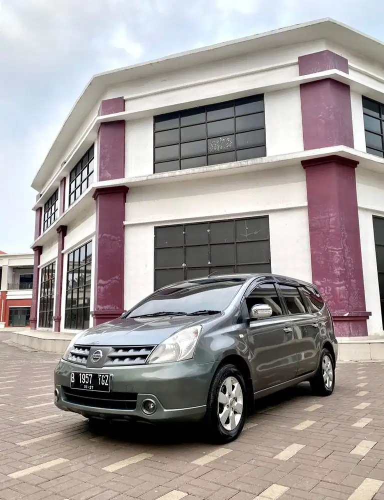 Nissan Grand Livina XV 2007 Super Istimewa Mulus