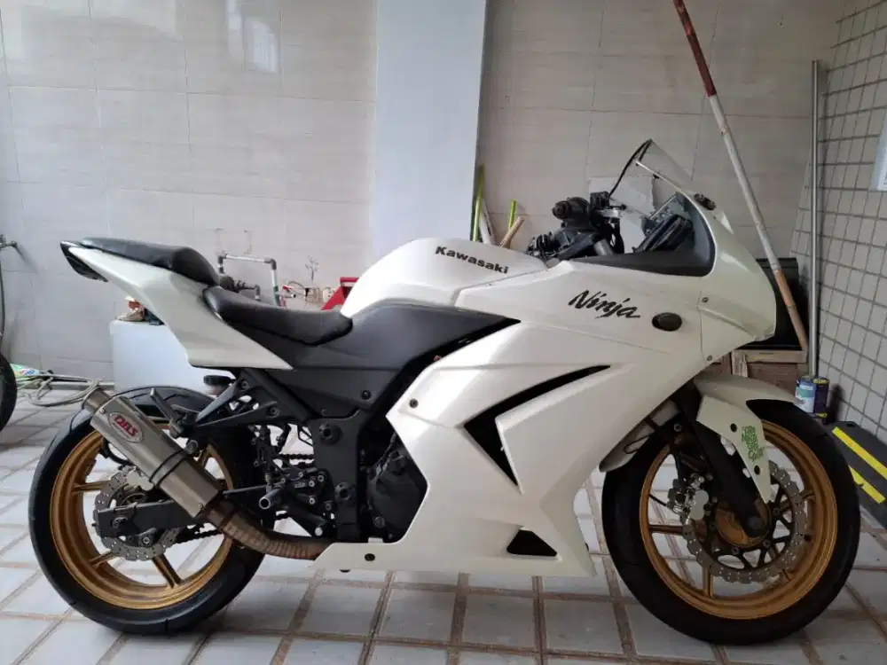 DIJUAL NINJA 250 KARBU Tahun 2010