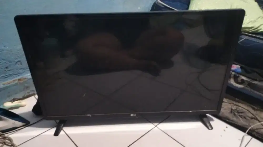 Dijual TV LG 32 inch dengan kode model LG 32LF520A-TA