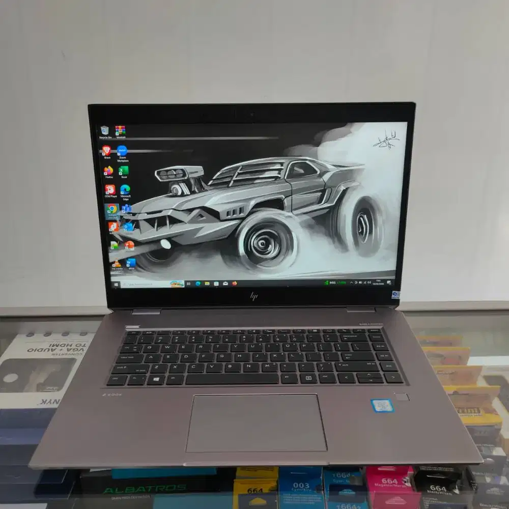 LAPTOP HP ZBOOK STUDIO G5