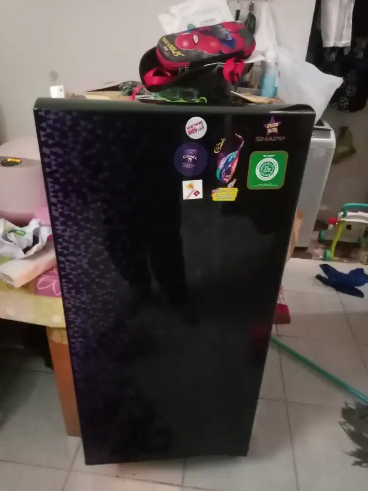 Kulkas second pintu 1 merk sharp