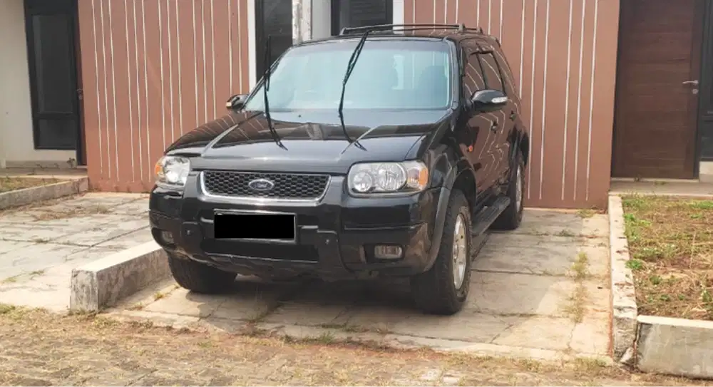 Ford Escape 2.3 XLT Tahun 2006 (Mobil Kalcer)