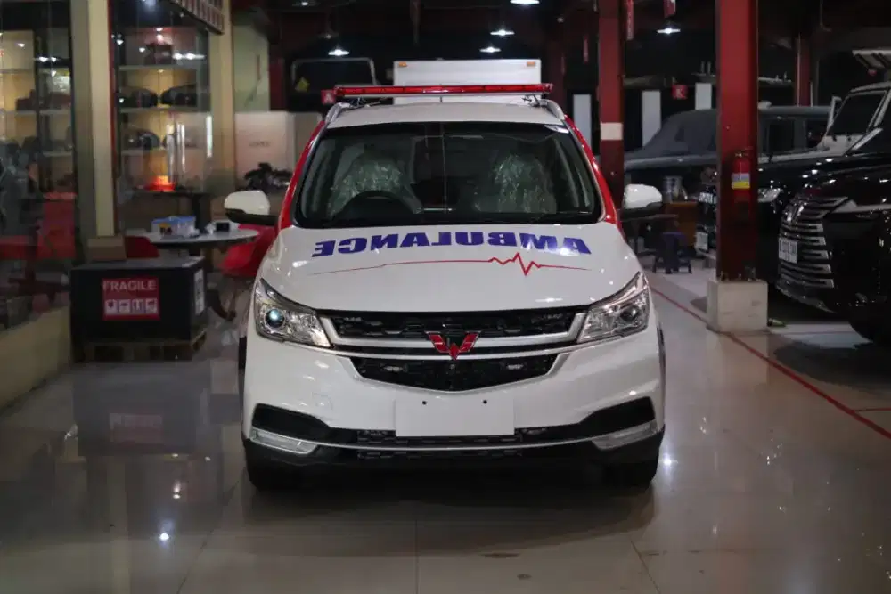 Ambulance Wuling Cortez S