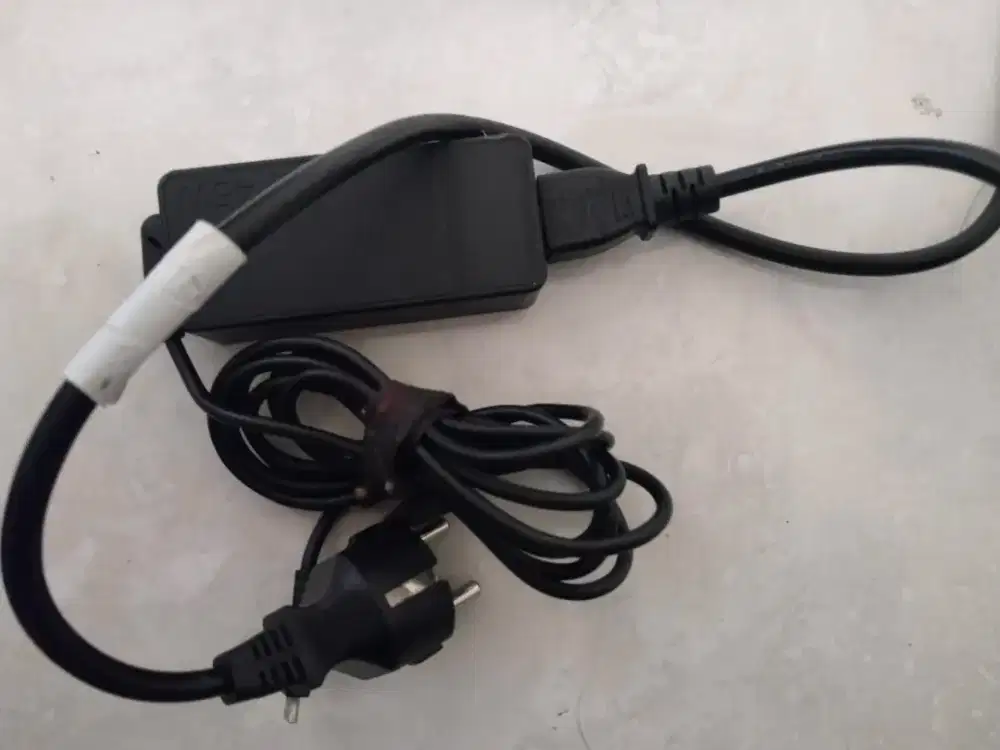 Charger Lenovo Yoga 45 W