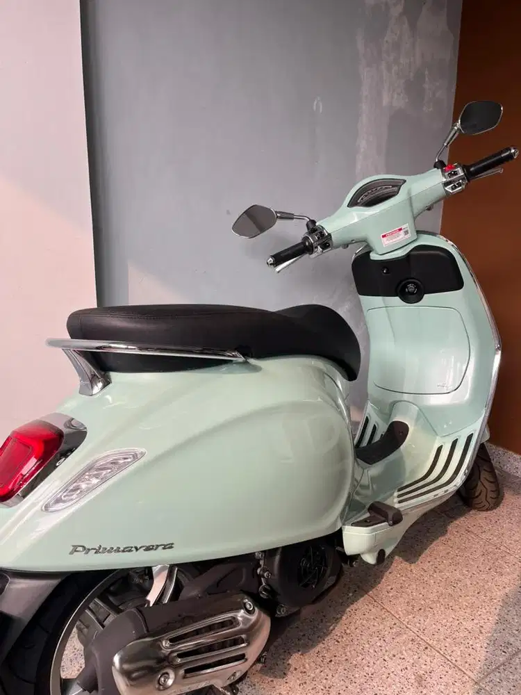 Vespa Primavera 150 2025 Hijau Super Mulus KM 168 No Minus