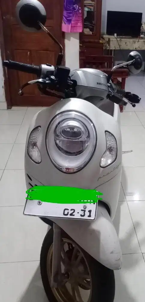 Jual scoopy prestige putih 2021