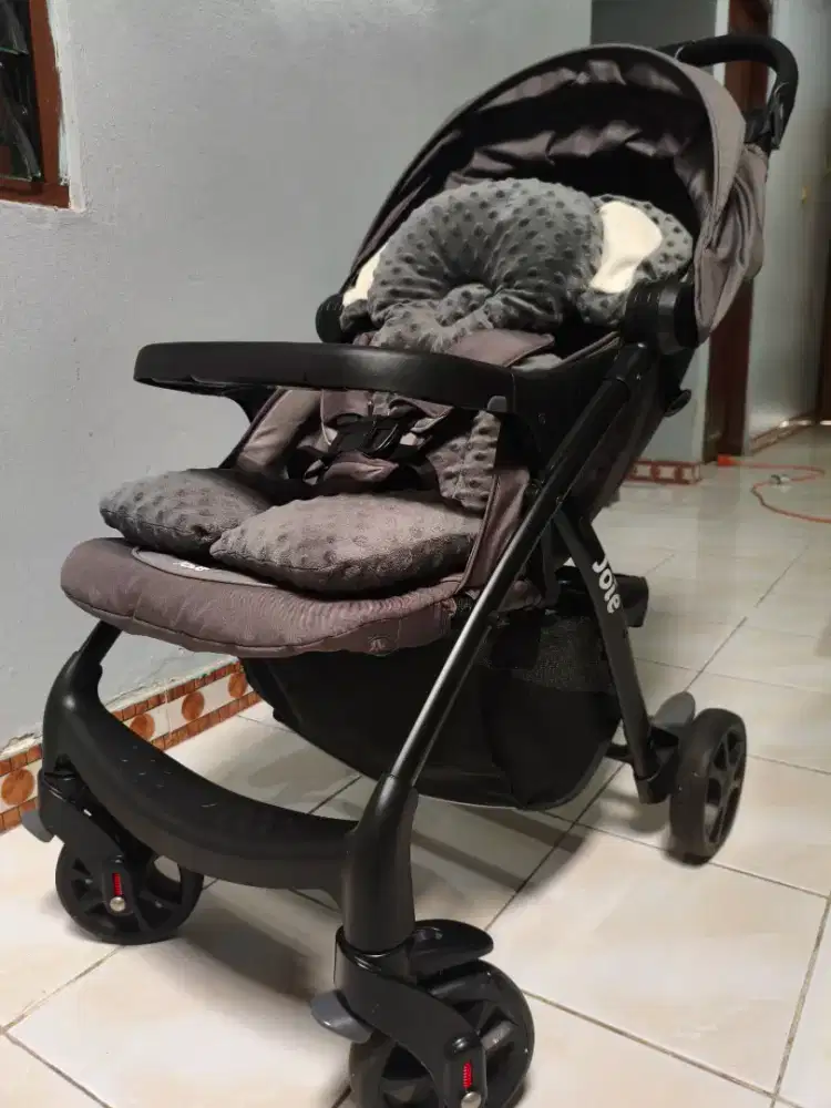 Stroller merk Joie