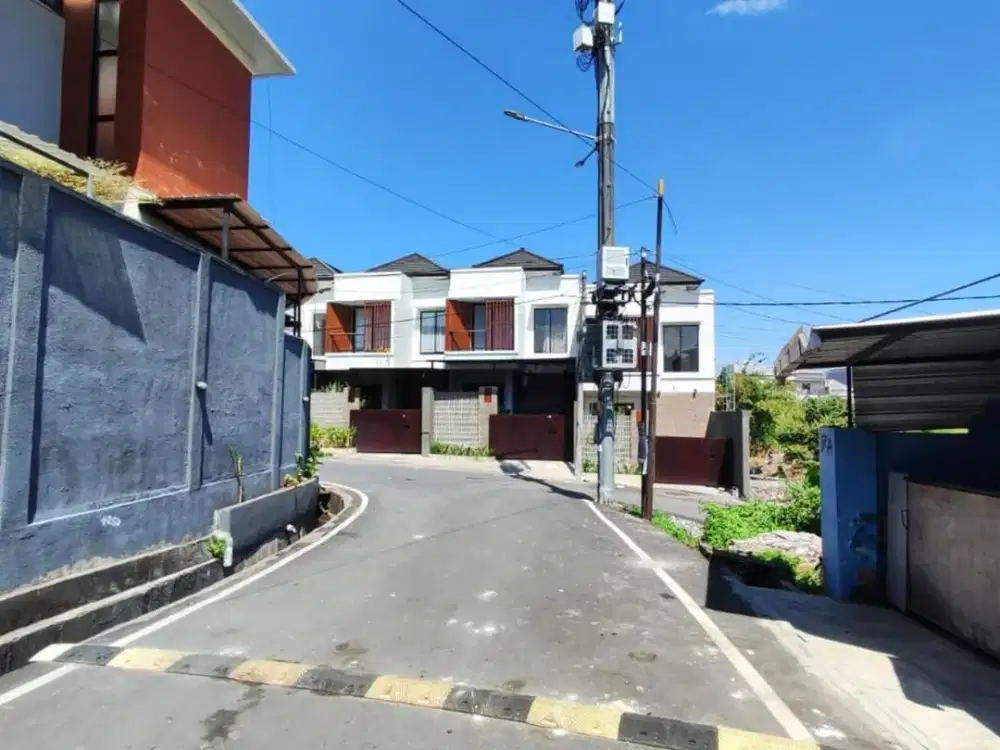 Rumah Dijual 2 Lantai Ubung Lokasi Strategis Pusat Kota.