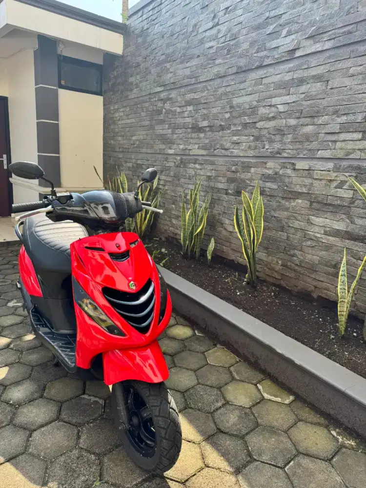 Piaggio zip 2012