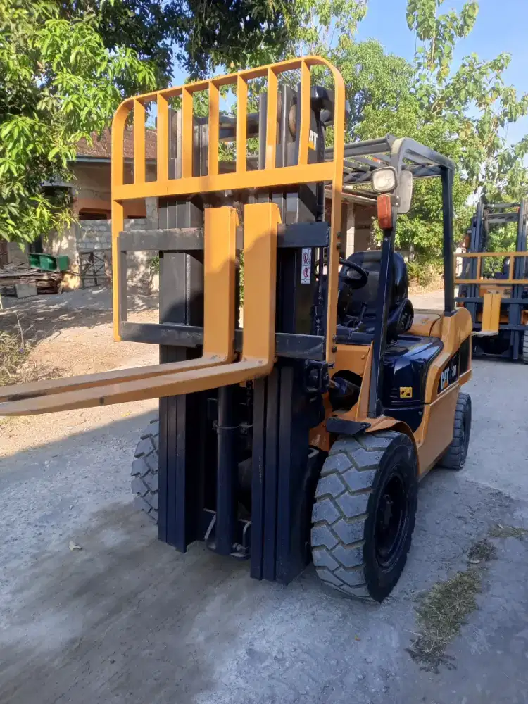 Forklift 3 Ton Caterpillar 2020