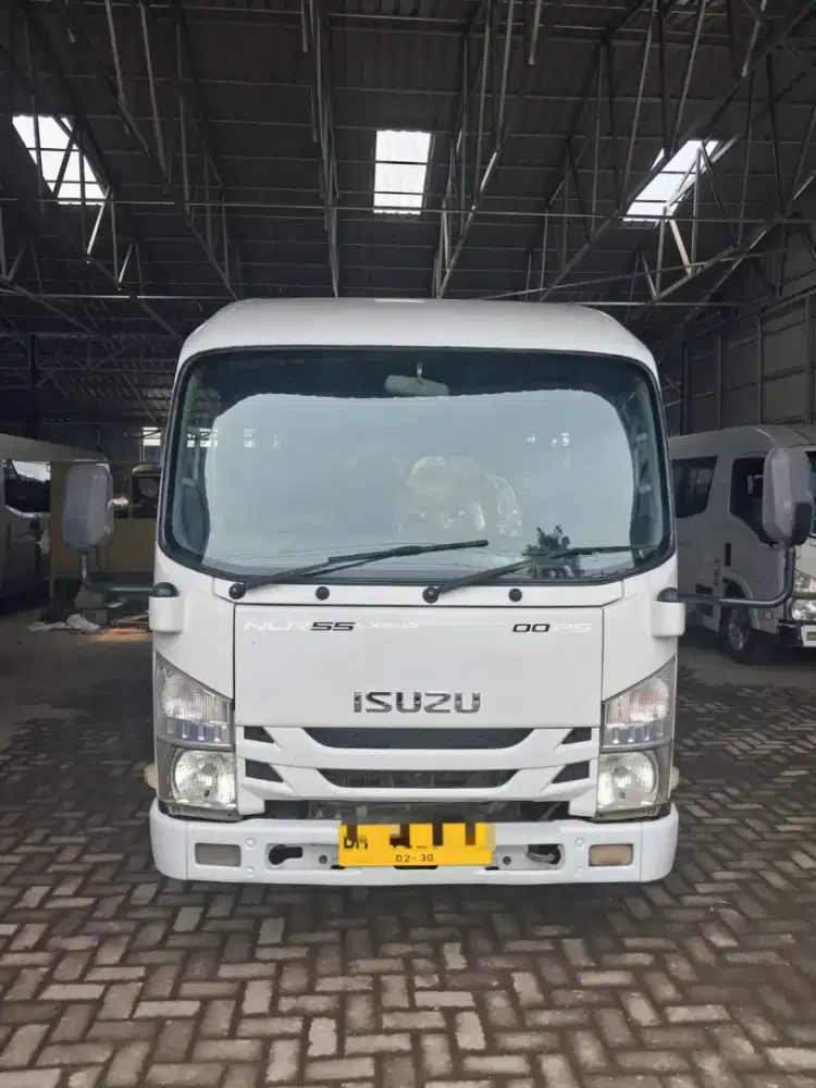 Isuzu Bus Elf NLR55 long 2019 4 roda