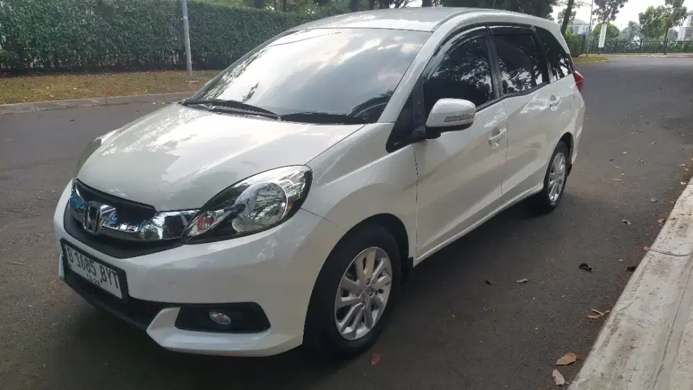 Honda Mobilio 2014 E AT LOW KM & FULL SERVICE RECORD