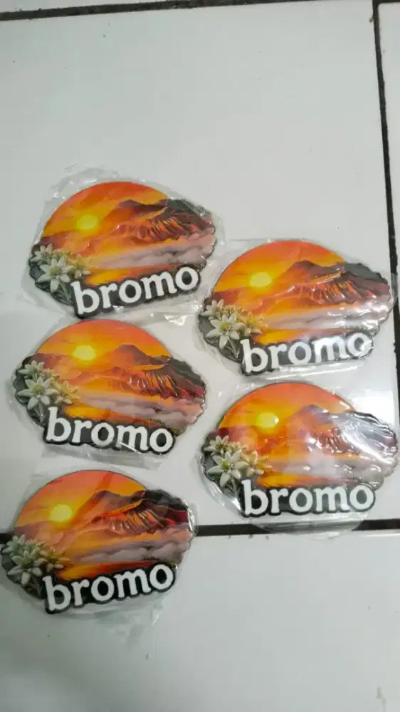 Magnet Kulkas Keramik Bernuansa Bromo