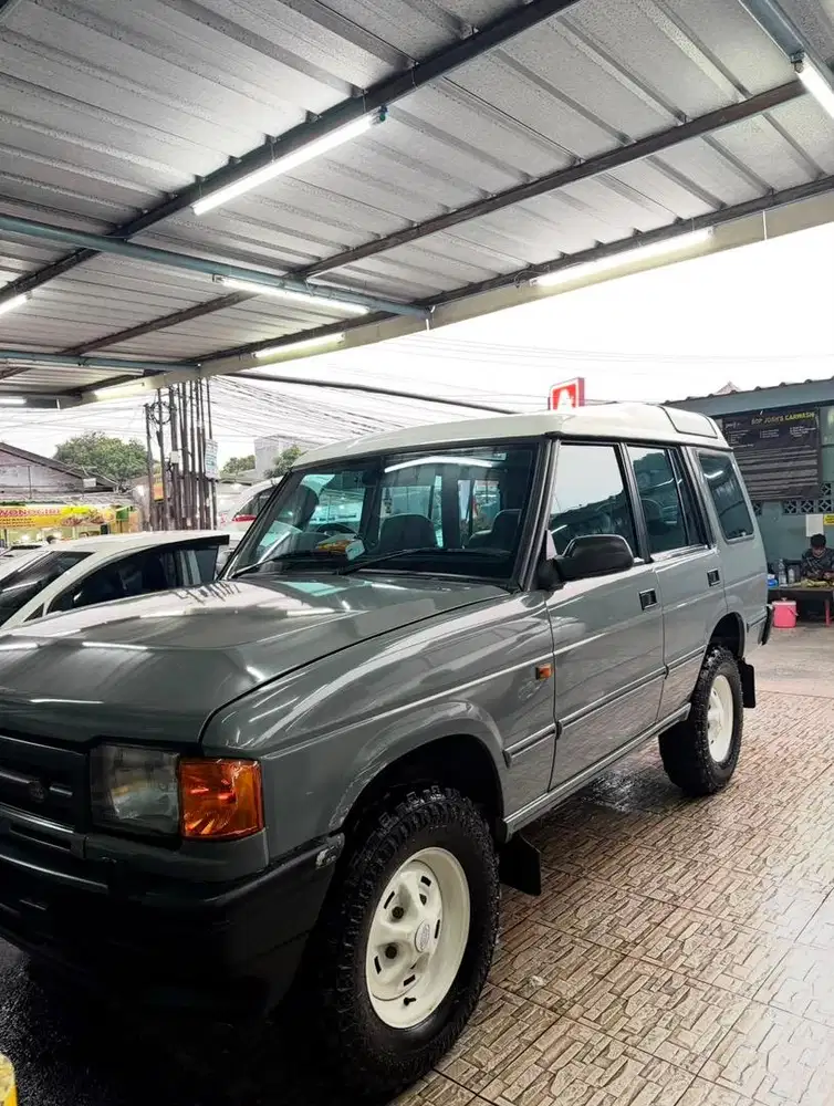 Land rover discovery dijual