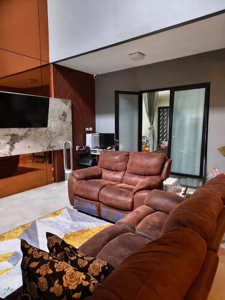 Dijual Rumah Semi Furnished di Summarecon Bandung