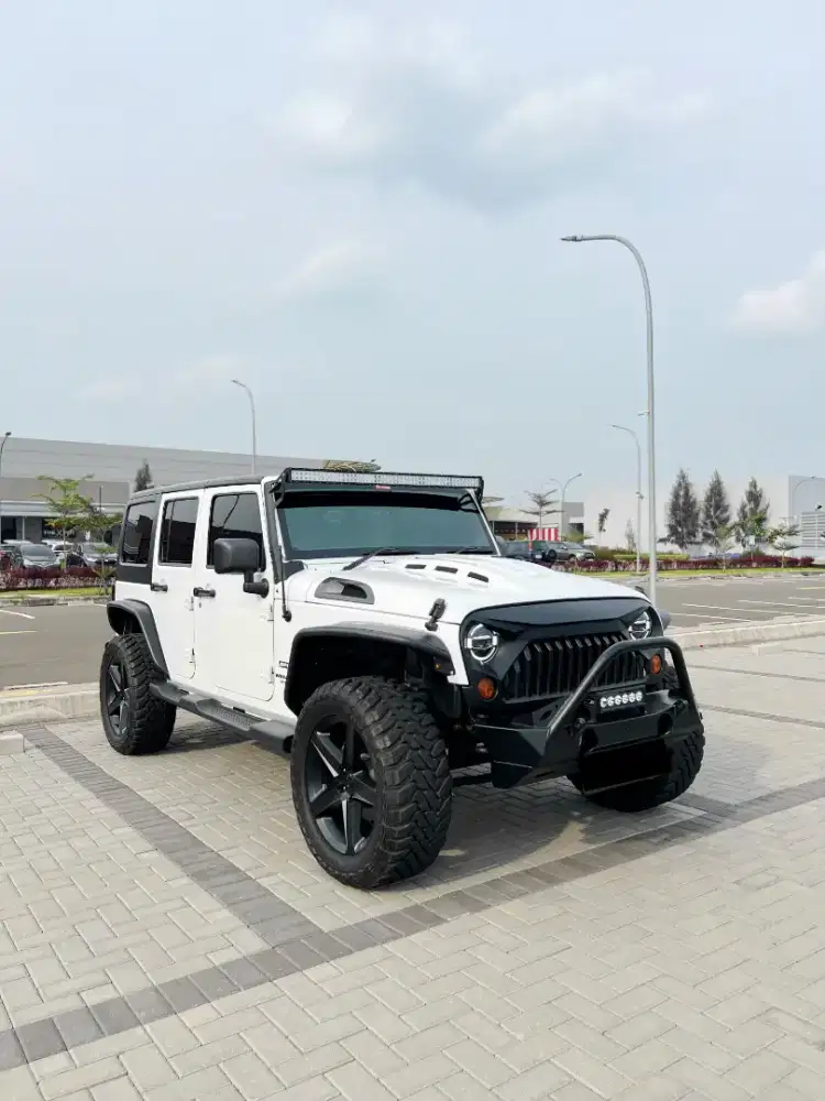 Jeep Wrangler JK Sport 3.6 Pentastar Unlimited 2012  MODS