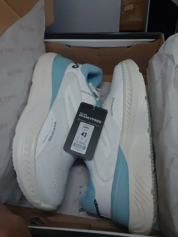 SEPATU KANKY STORY ELEVATE