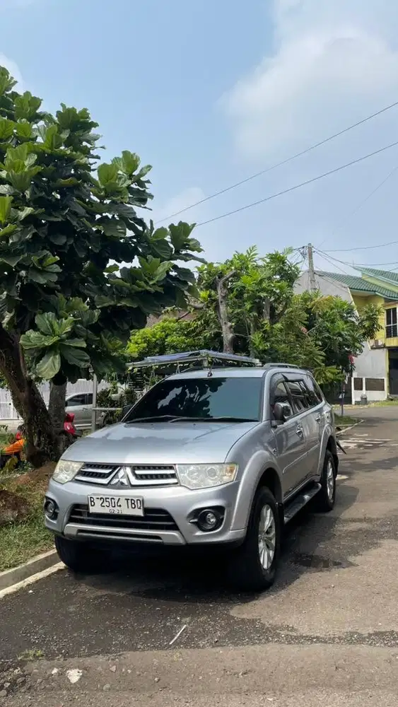 pajero exceed 2015 silver