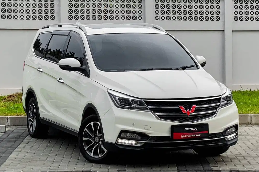 Wuling Cortez 1.8L Lux AMT Sunroof AT Matic 2018 Putih. FULL RECORD!!!