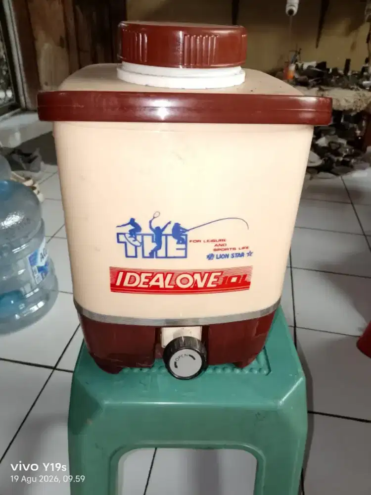 Dijual Lion Star wadah atau dispenser air minum kapasitas 10 Liter