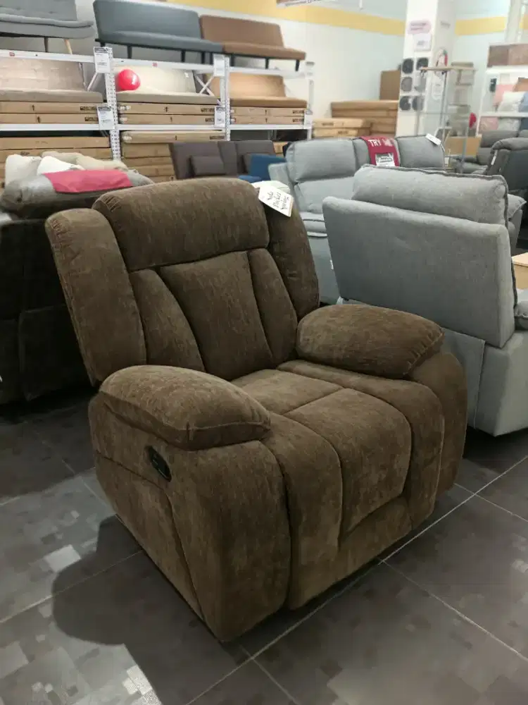 Obral sofa recliner bisa goyang