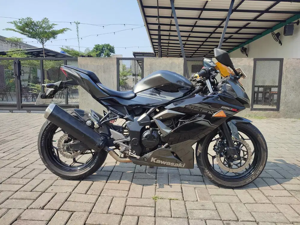 NINJA MONO 250SL / NINJA 250 MONO SL TAHUN 2017