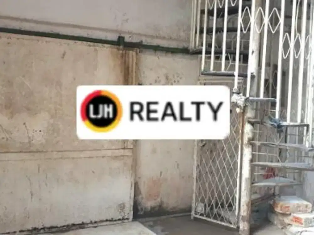 Ruko 2 Lantai di 16 Ilir Area Lorong Tengah Palembang