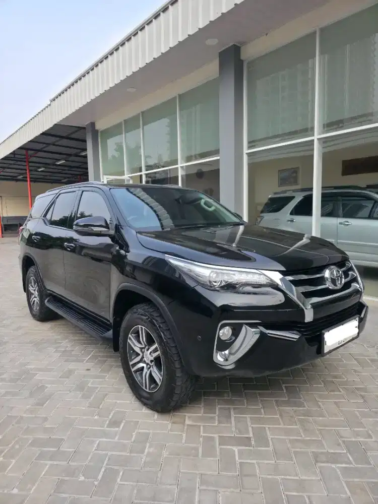 Dijual Toyota Fortuner 2.4 G Diesel AT 2018