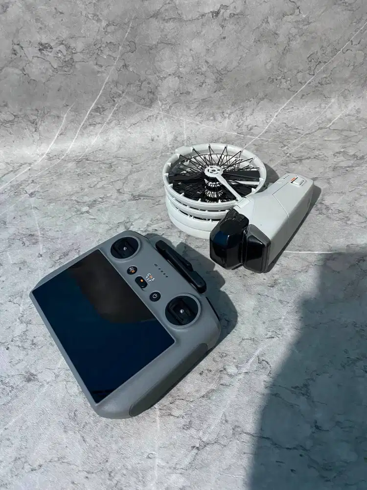 Drone DJI Flip Basic remote RC2
