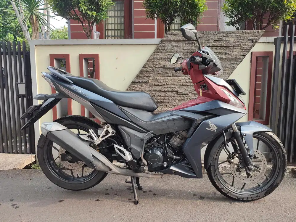 SUPRA GTR 150 TAHUN 2016 CAKEUP