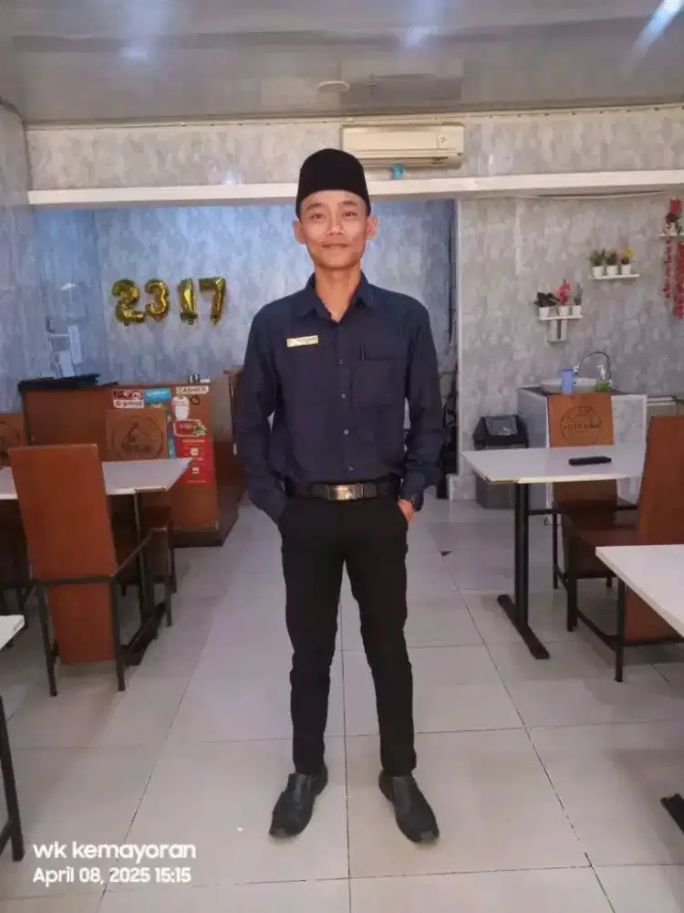 Saya mencari pekerjaan bukan menawarkan