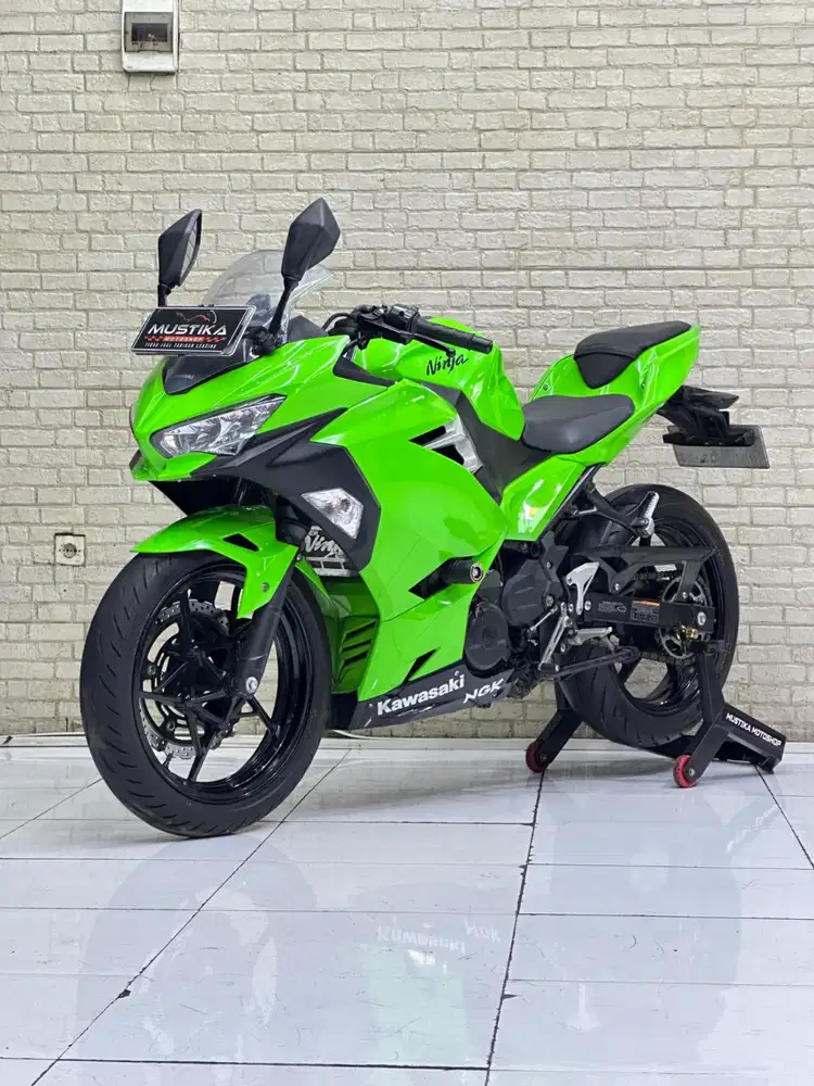 Perfect Condition!!Kawasaki Ninja 250 Fi 2018 Green Mulus-Mustika