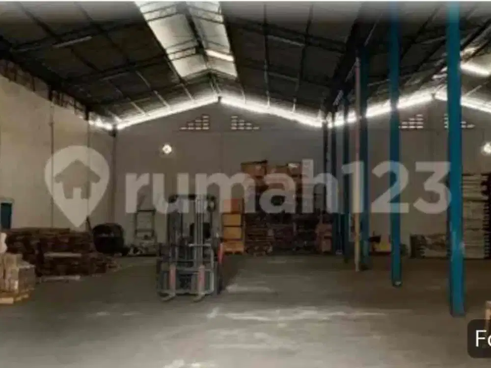 Disewa Gudang Loading Dok di Komplek Pergudangan Daan Mogot Km 13 Cengkareng Jakarta Barat
