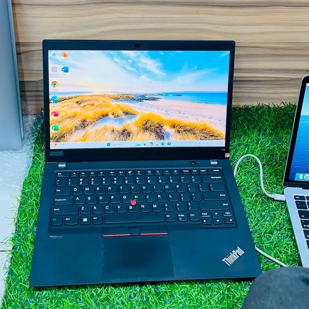LENOVO THINKPAD T14 Ryzen 5 pro 565OU Ram16/SSD512 GB 14 inch *DC