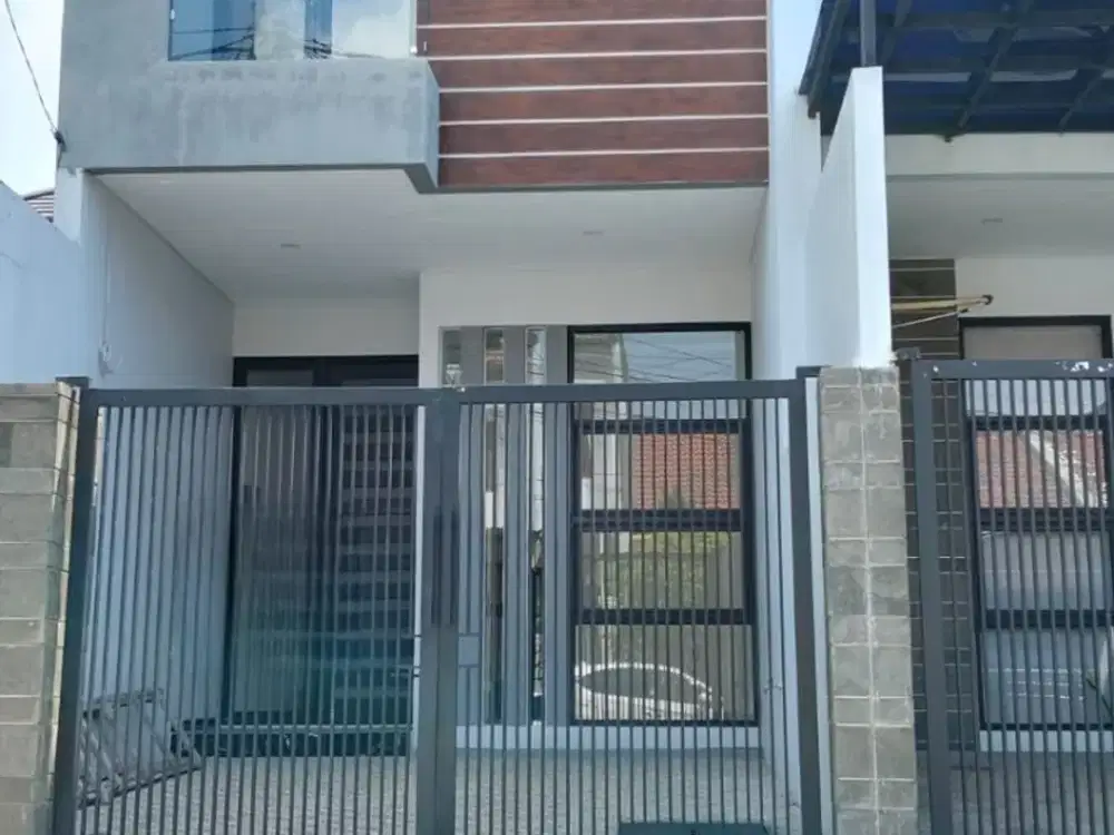 Rumah Klampis Semolo Barat Wisma Mukti