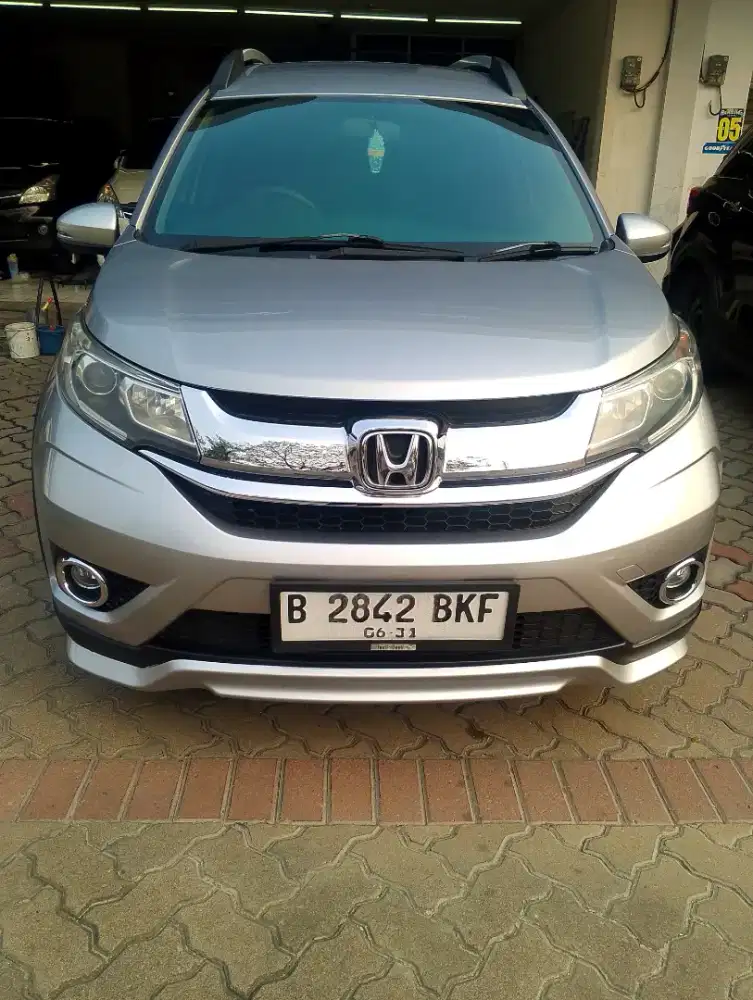 BRV E PRESTIGE 2016 AT/AUTOMETIC  SILVER