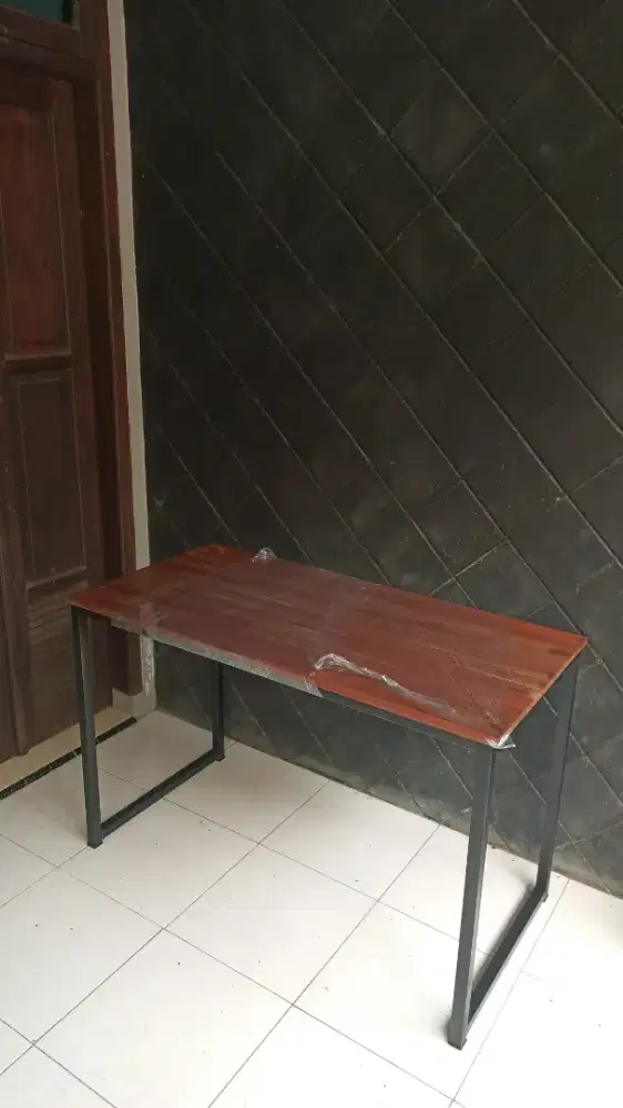 MEJA PREMIUM AESTHETIC 700.000 JADI 557.000 !