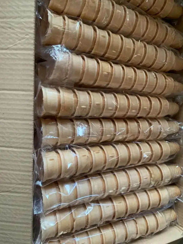Operator produksi kue kering